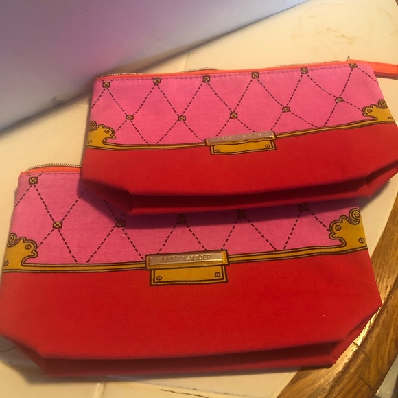 Fashion Estee Ladder makeup clutch. - Picture 5 of 5